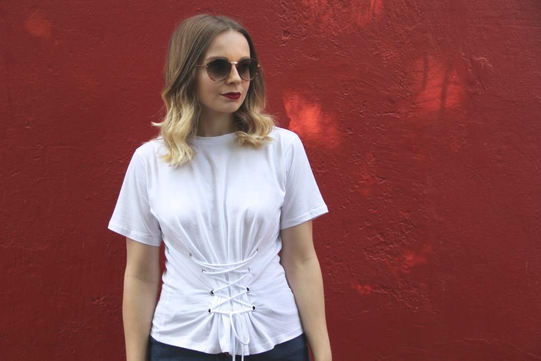 White lace up tshirt