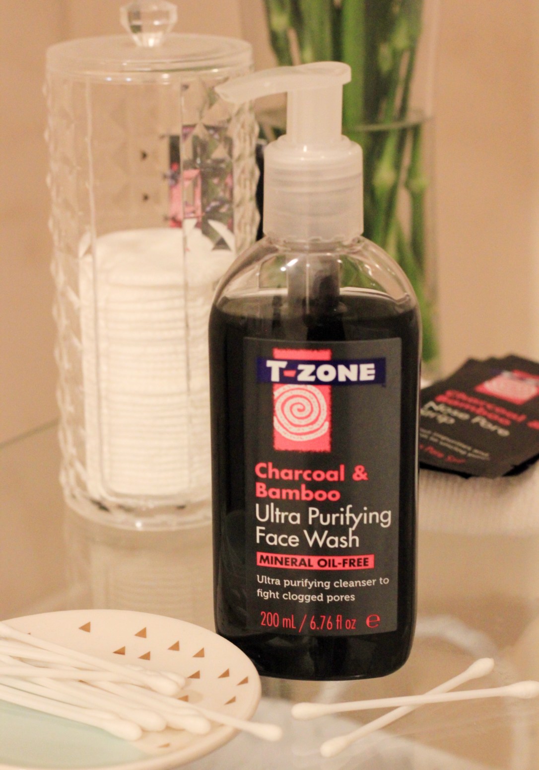 T-Zone Charcoal and Bamboo Ultra Purifying Face Wash Review