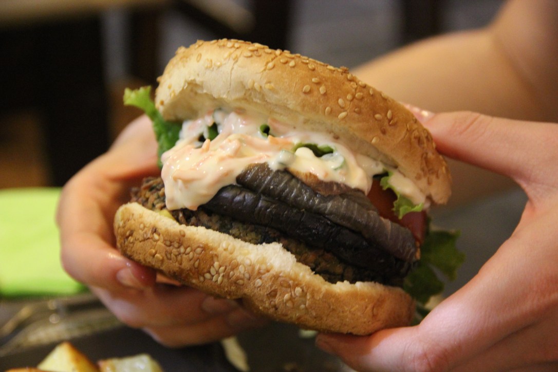 Vegan restaurant Rhodes Town To Marouli