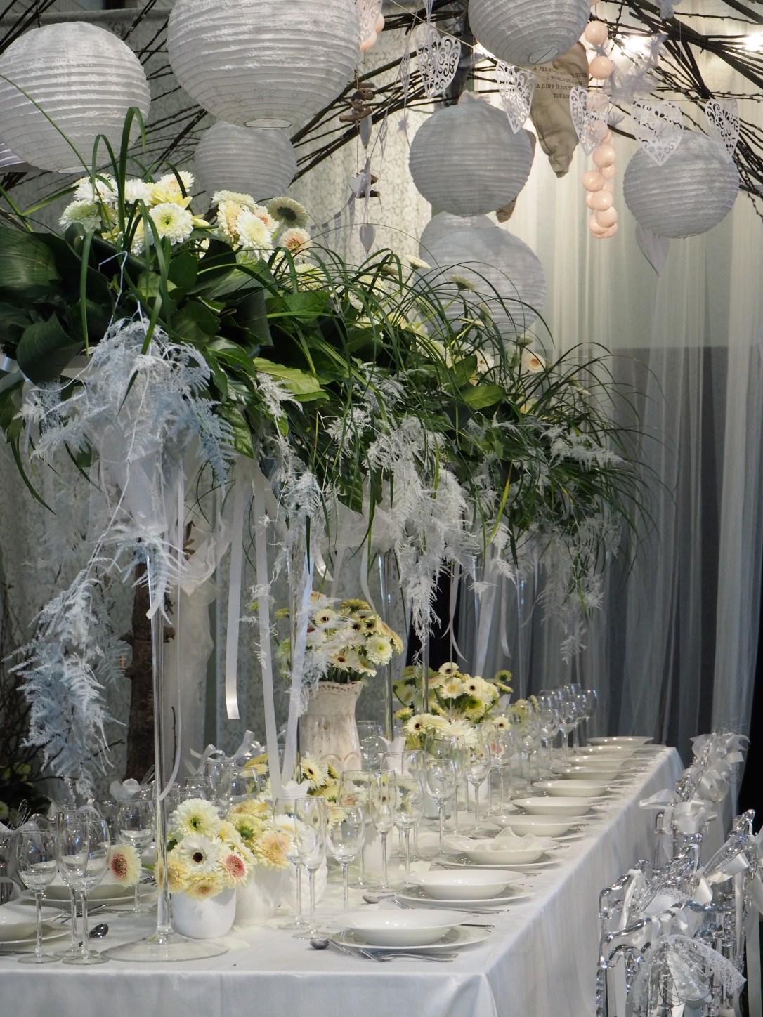 Keukenhof pavilion wedding display