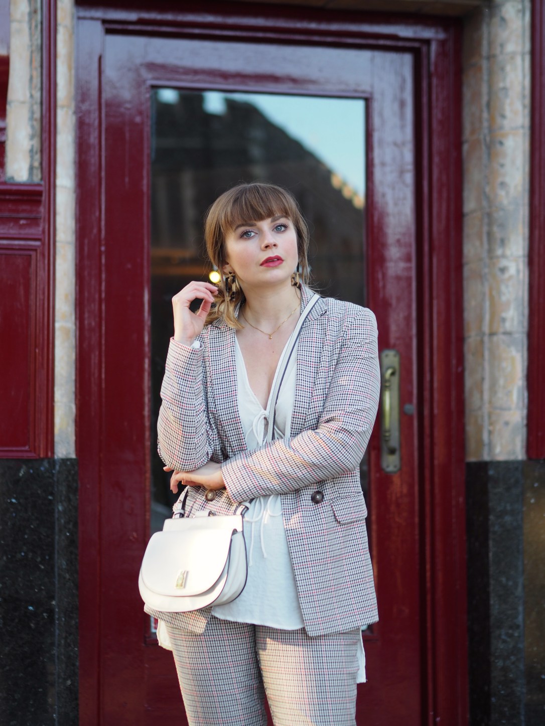 What to wear with a checked suit